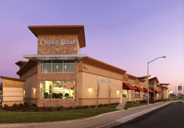 Article image for Crafting the Perfect Commercial Real Estate Marketing Package blog post