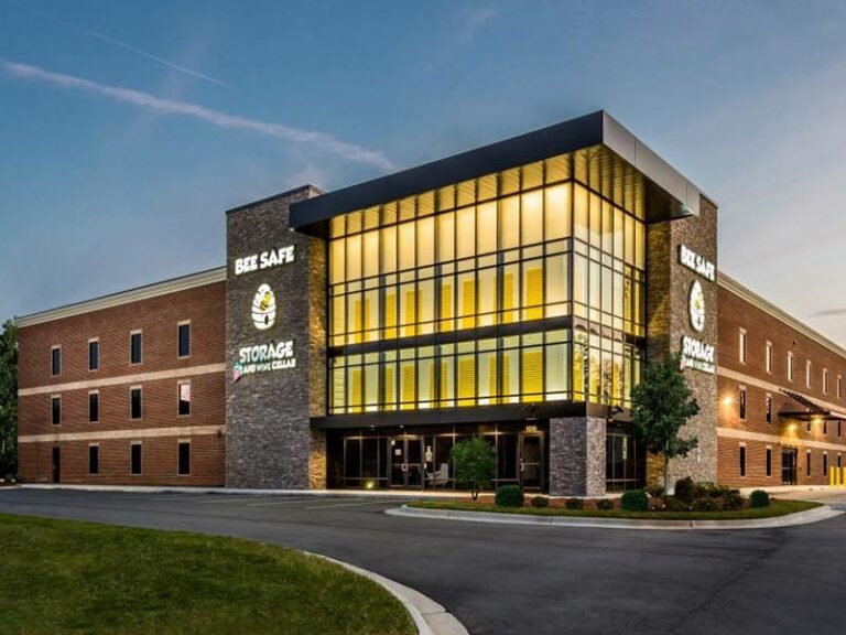 Article image for Commercial Real Estate Flyers: Design Best Practices blog post