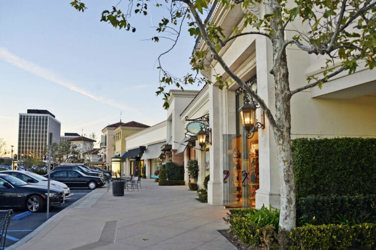 Article image for Understanding Commercial Real Estate Leases blog post